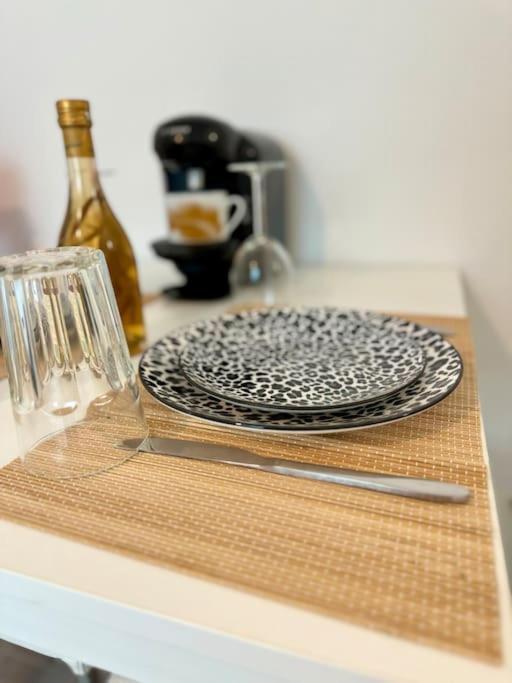 Superbe Appartement Tres Calme Et Confortable Ρενς Εξωτερικό φωτογραφία