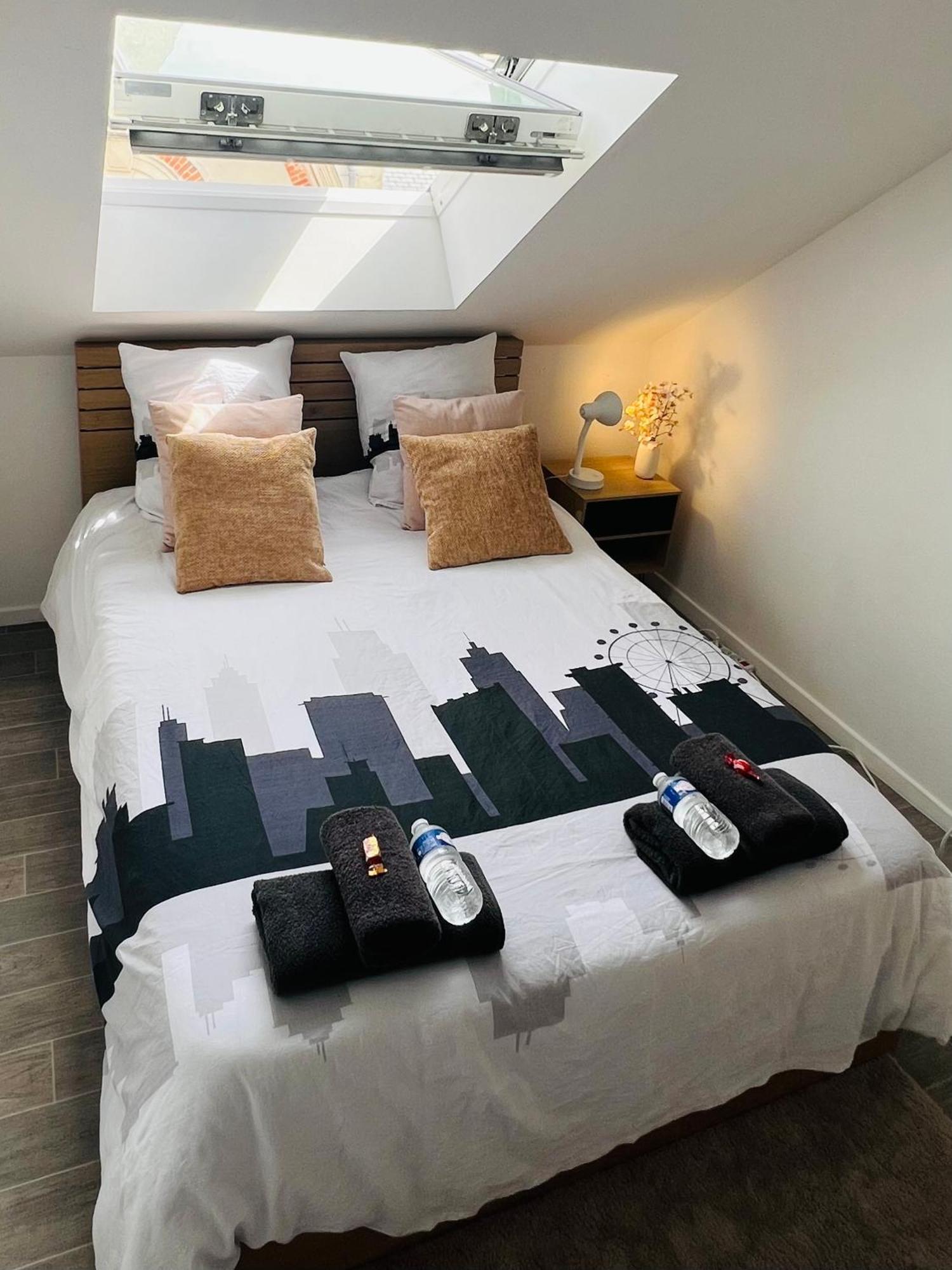 Superbe Appartement Tres Calme Et Confortable Ρενς Εξωτερικό φωτογραφία
